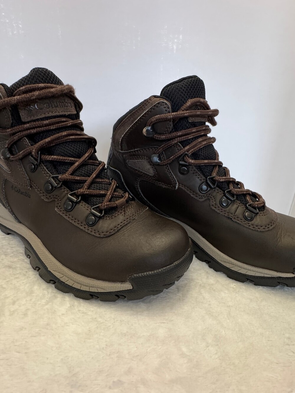 Columbia Newton Ridge Plus Women's 7 Waterproof Leather Hiking Boots Brown Snow - Picture 8 of 9